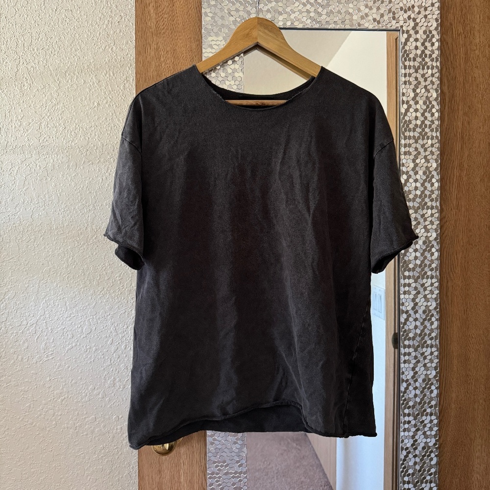 Men Pacsun raw-hem faded charcoal gray t-shirt_small